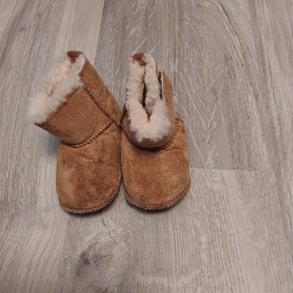Emu Baby Booties